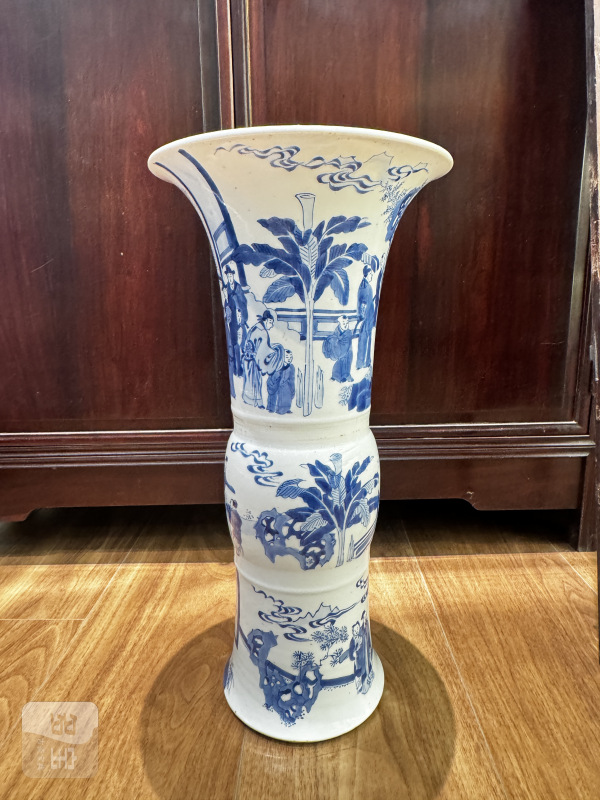 清 青花人物故事纹凤尾尊 - 图6